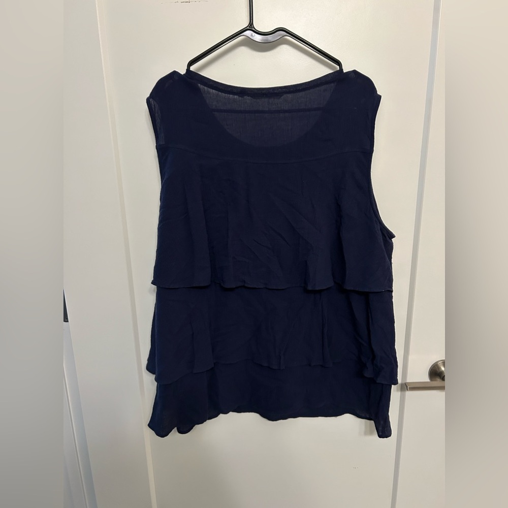 🍁Soft Surroundings Navy Sleeveless Blouse - Picture 5 of 7